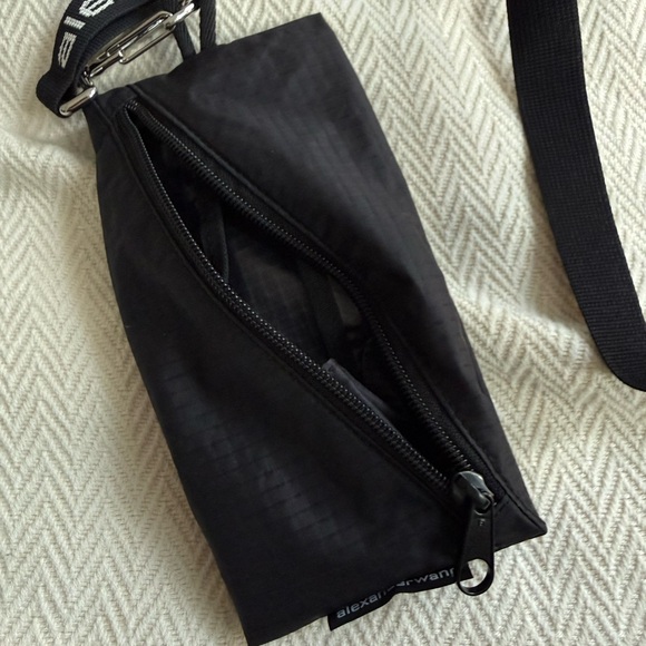 Alexander Wang crossbody with Logo Strap - Picture 3 of 3